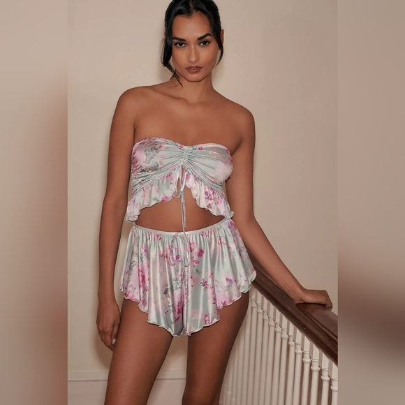 Anthropologie Floral Satin Pajama Set in Pink and Cream - Picture 9 of 9